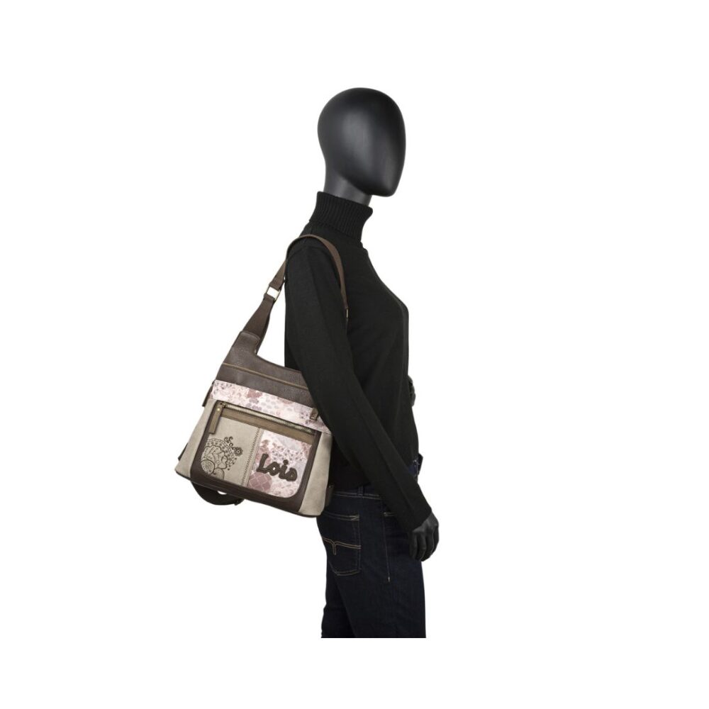 Bolso mochila antirrobo Lois probado de hombro